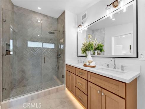 3064 Gibraltar , Costa Mesa, CA