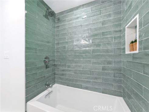 3064 Gibraltar , Costa Mesa, CA