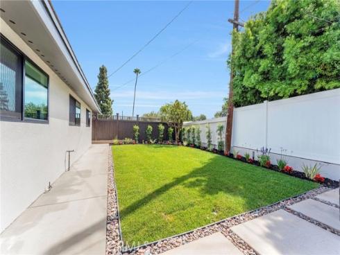 3064 Gibraltar , Costa Mesa, CA