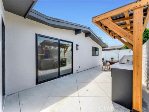 3064 Gibraltar , Costa Mesa, CA