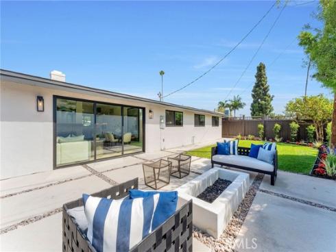 3064 Gibraltar , Costa Mesa, CA