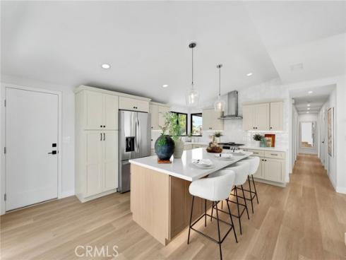 3064 Gibraltar , Costa Mesa, CA