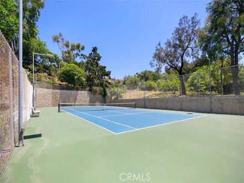 1091 Stone Brook Lane, Costa Mesa, CA
