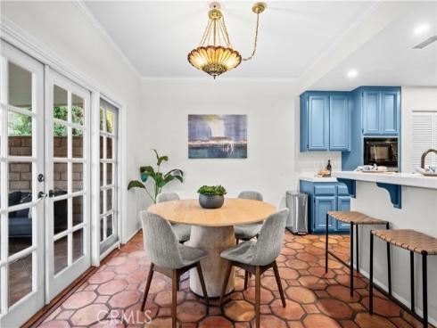208 Calabria Court, Costa Mesa, CA