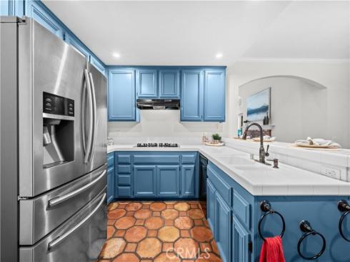 208 Calabria Court, Costa Mesa, CA