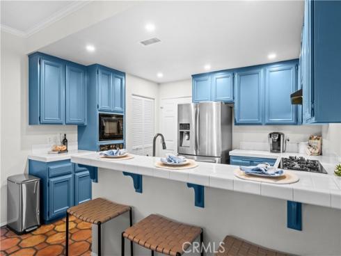 208 Calabria Court, Costa Mesa, CA