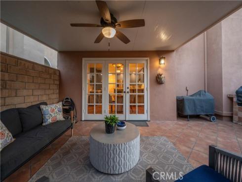 208 Calabria Court, Costa Mesa, CA