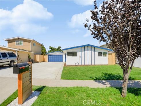 2225 Maple , Costa Mesa, CA