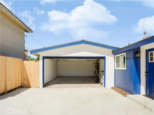 2225 Maple , Costa Mesa, CA
