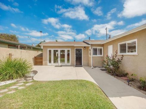 870  Darrell St  , Costa Mesa, CA