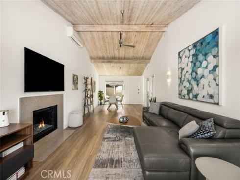 2175 Pacific Avenue D6 , Costa Mesa, CA