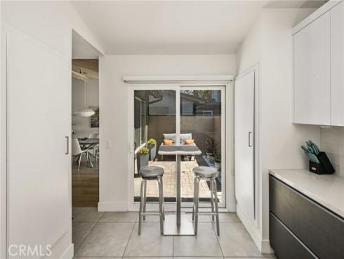 2175 Pacific Avenue D6 , Costa Mesa, CA