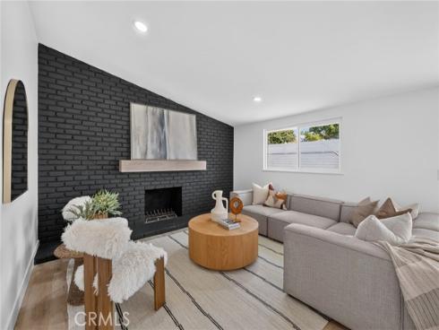 245 Tulane , Costa Mesa, CA