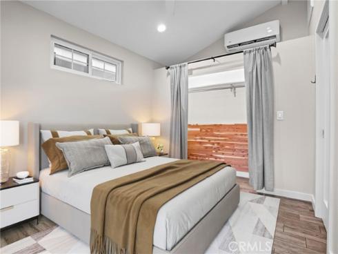 1430 Shamrock , Costa Mesa, CA