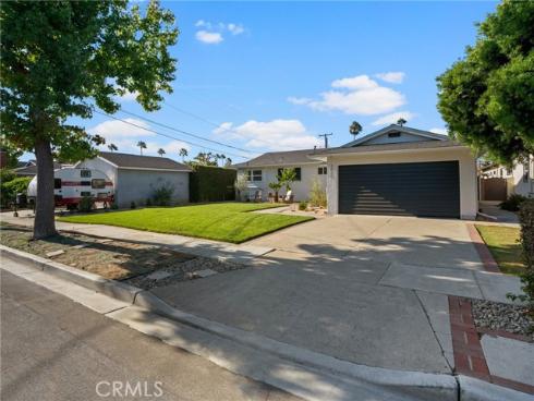 1430 Shamrock , Costa Mesa, CA