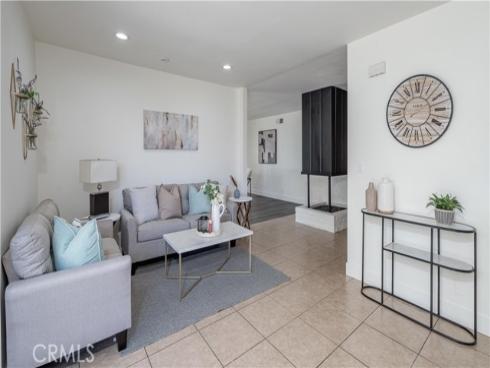 3062 Johnson Avenue, Costa Mesa, CA
