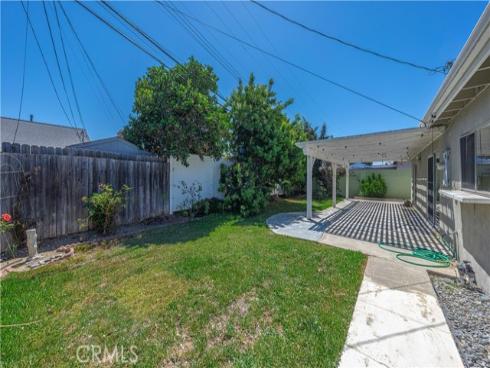 3062 Johnson Avenue, Costa Mesa, CA