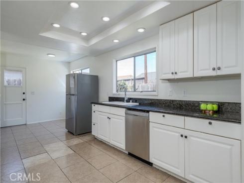 3062 Johnson Avenue, Costa Mesa, CA