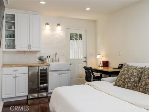 219 Pauline , Costa Mesa, CA