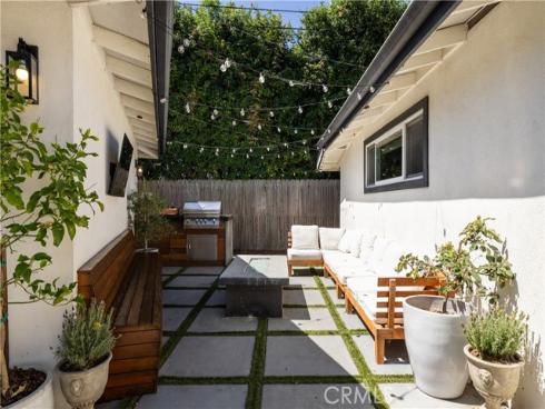 219 Pauline , Costa Mesa, CA