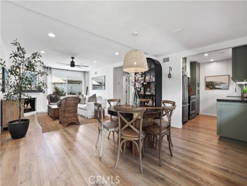 1741 Tustin 14D Avenue, Costa Mesa, CA