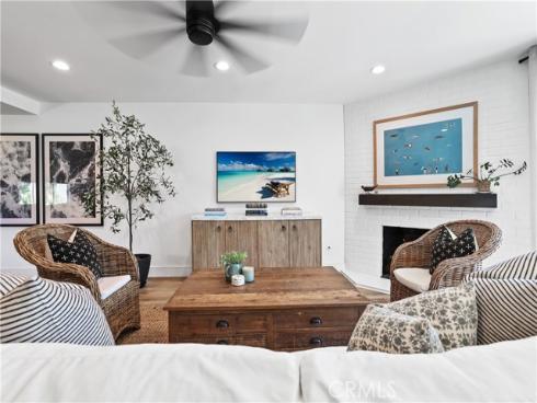1741 Tustin 14D Avenue, Costa Mesa, CA
