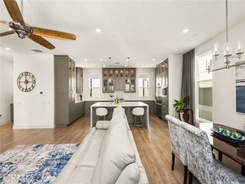 2101 Two Harbors , Costa Mesa, CA