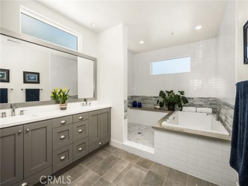 2101 Two Harbors , Costa Mesa, CA