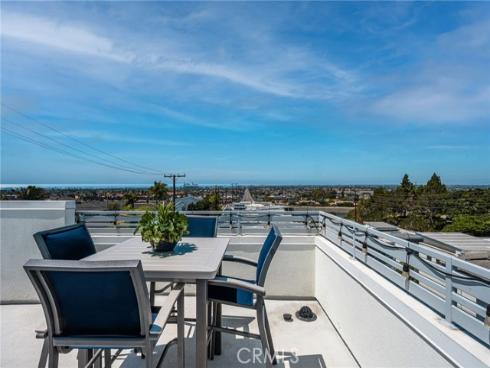 2101 Two Harbors , Costa Mesa, CA