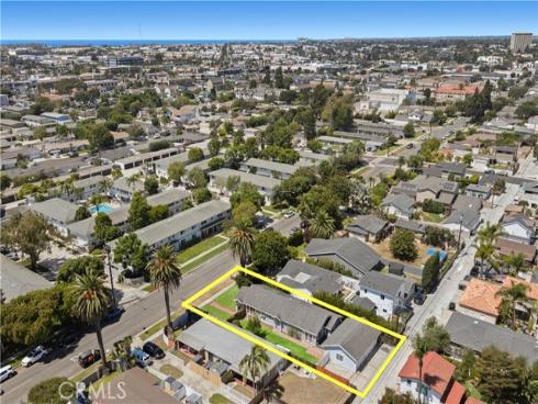284 E 18th , Costa Mesa, CA