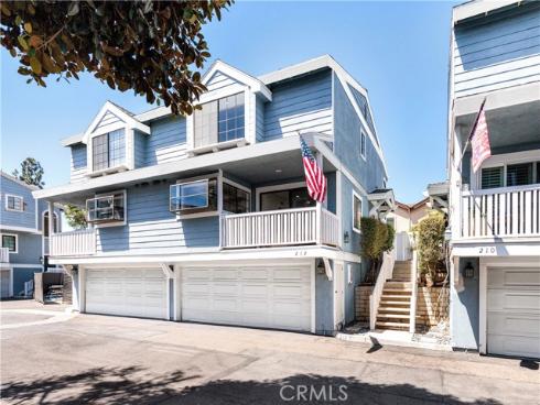 212 Mayfair , Costa Mesa, CA