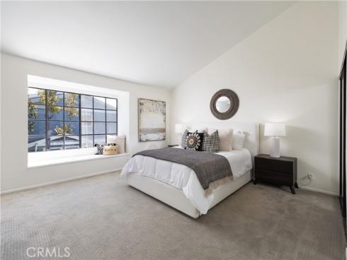 212 Mayfair , Costa Mesa, CA