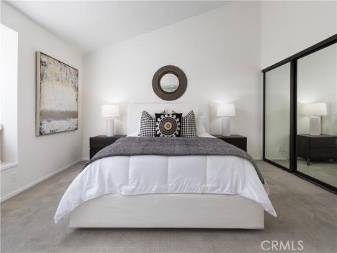 212 Mayfair , Costa Mesa, CA