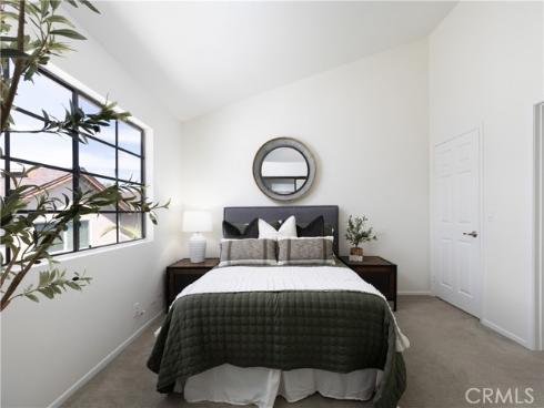 212 Mayfair , Costa Mesa, CA