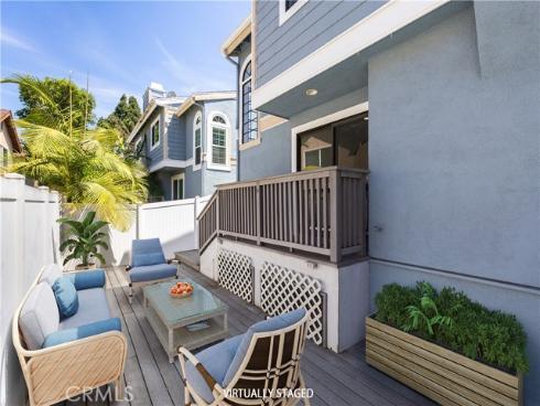 212 Mayfair , Costa Mesa, CA