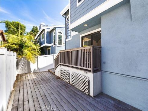 212  Mayfair  , Costa Mesa, CA