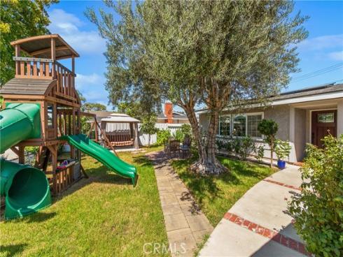 2972 Teakwood Place, Costa Mesa, CA