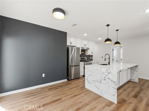 3095 College Avenue, Costa Mesa, CA