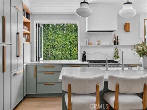 184 E Bay , Costa Mesa, CA