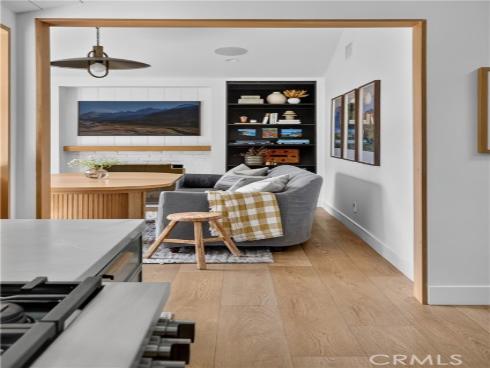 184 E Bay , Costa Mesa, CA