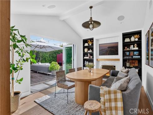 184 E Bay , Costa Mesa, CA