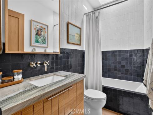 184 E Bay , Costa Mesa, CA