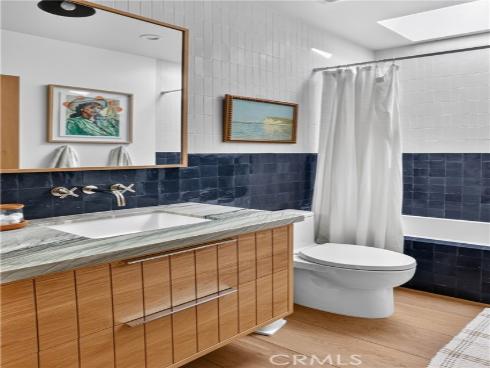 184 E Bay , Costa Mesa, CA