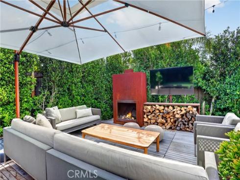 184 E Bay , Costa Mesa, CA