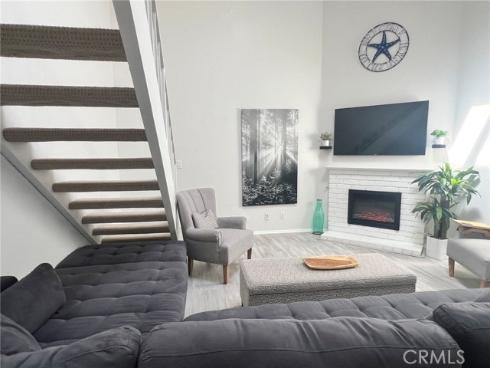 1120 Sandi , Costa Mesa, CA