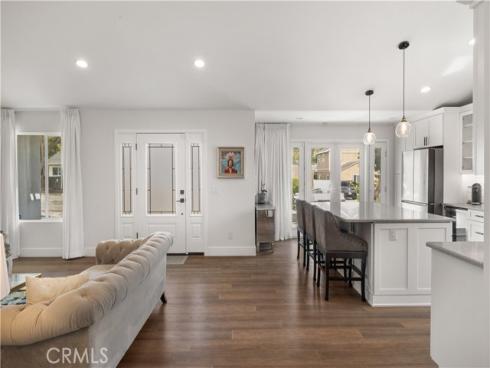 2049 Monrovia , Costa Mesa, CA