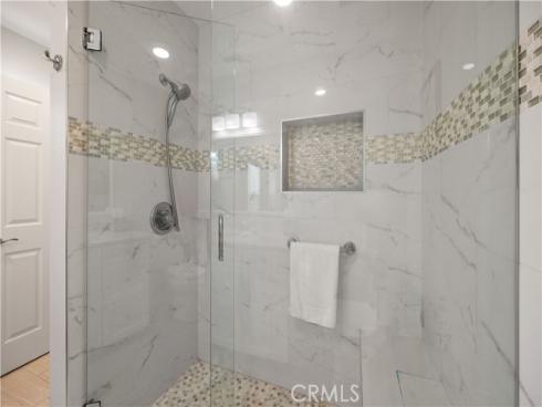 2049 Monrovia , Costa Mesa, CA