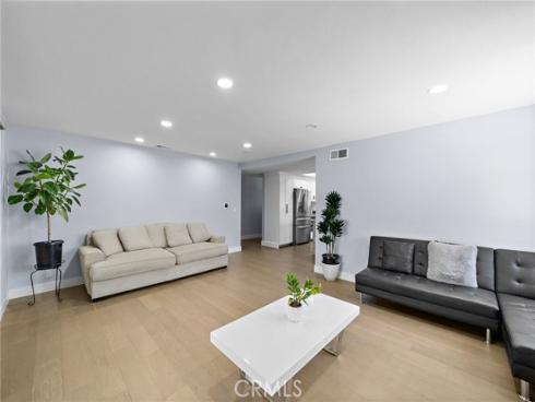 2750 San Carlos , Costa Mesa, CA