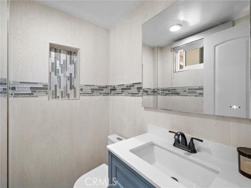 2750 San Carlos , Costa Mesa, CA