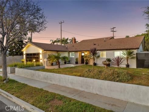 2750 San Carlos , Costa Mesa, CA